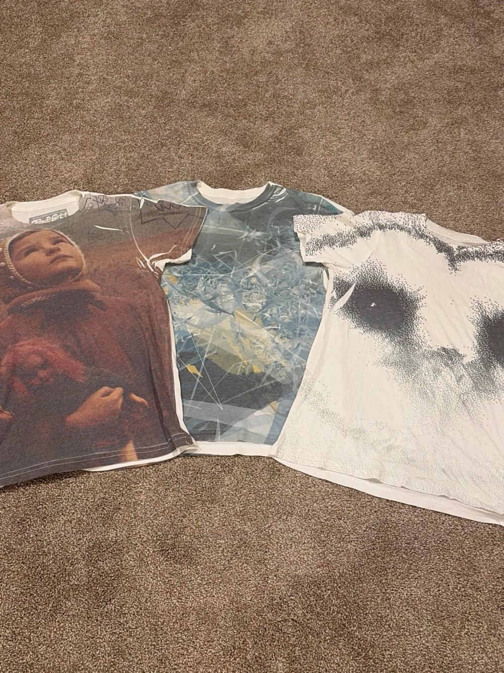 Rockett Vintage Dye sub Short Sleeve Graphic Tee small bundle